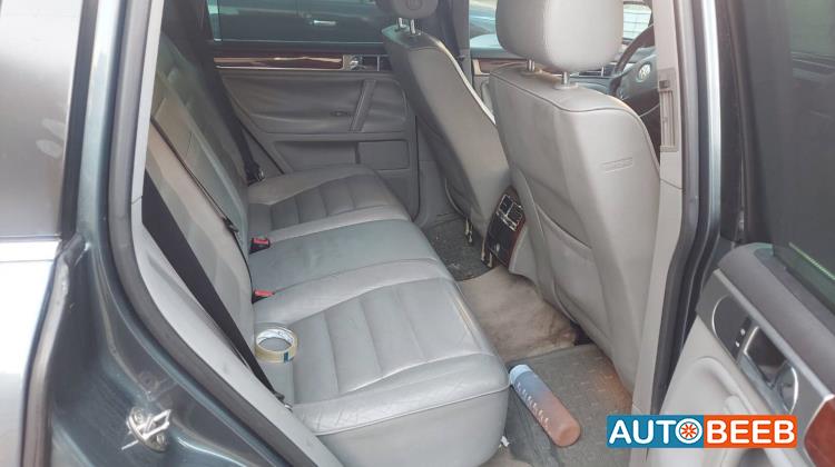 فولكس فاجن طوارق 2006