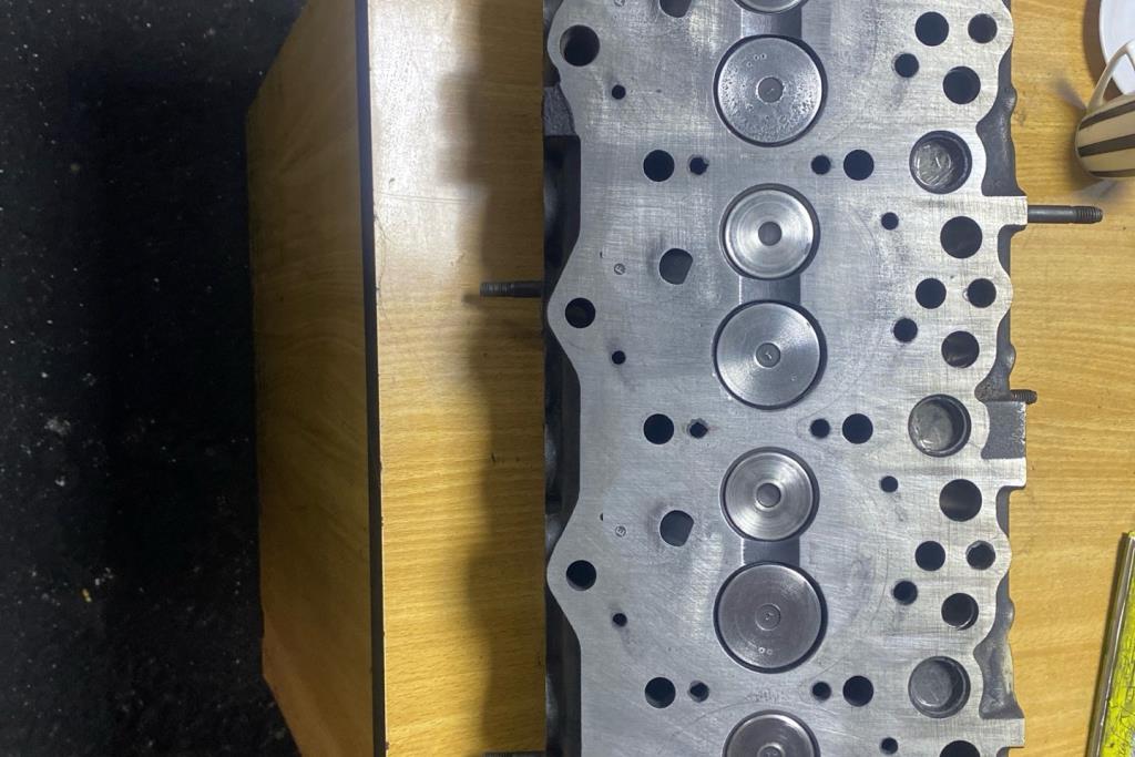Engine Cylinder Head KIA Bongo