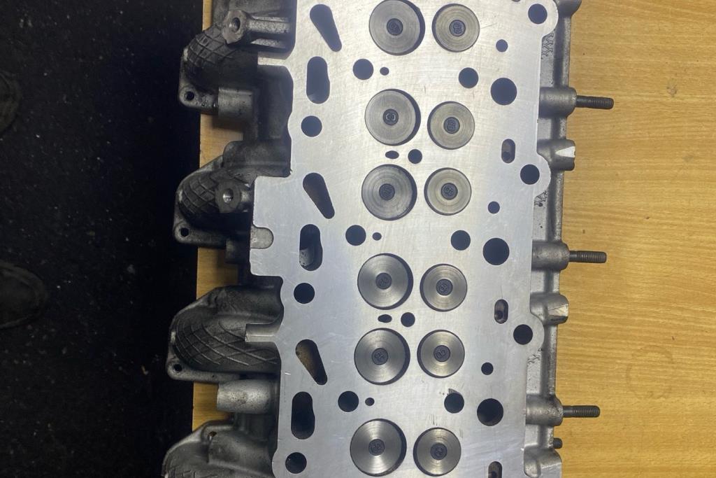 Engine Cylinder Head Mitsubishi L200