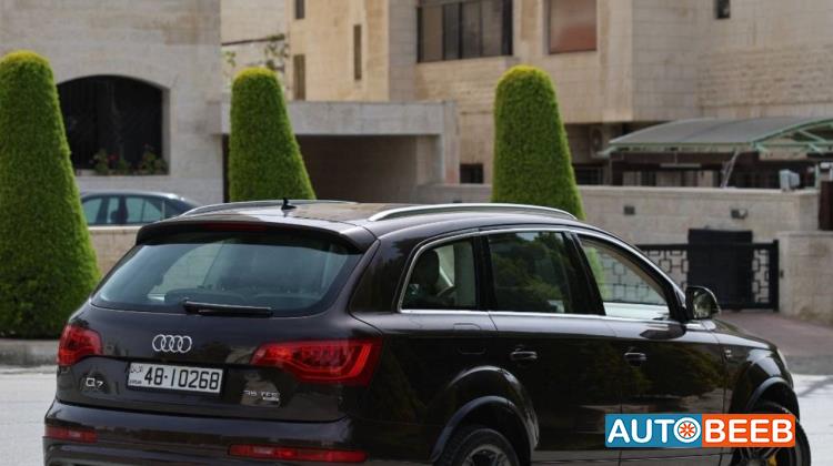 Audi Q7 2011