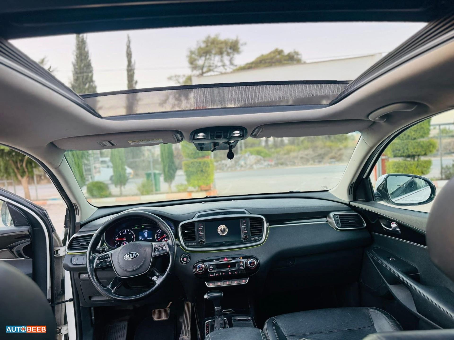 كيا سورينتو 2017