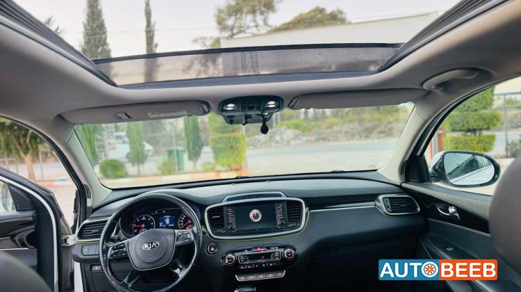 كيا سورينتو 2017