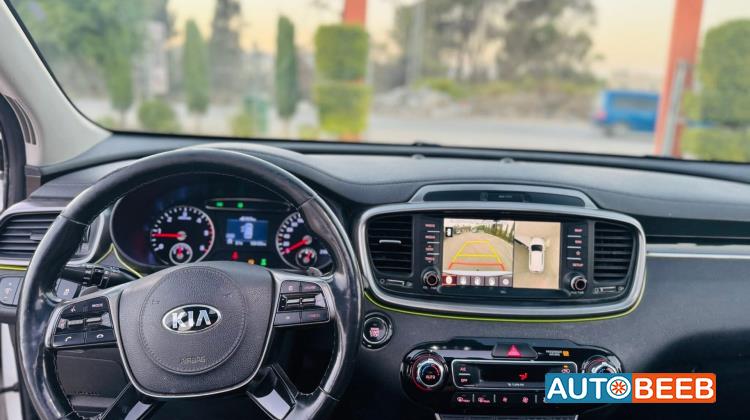 كيا سورينتو 2017