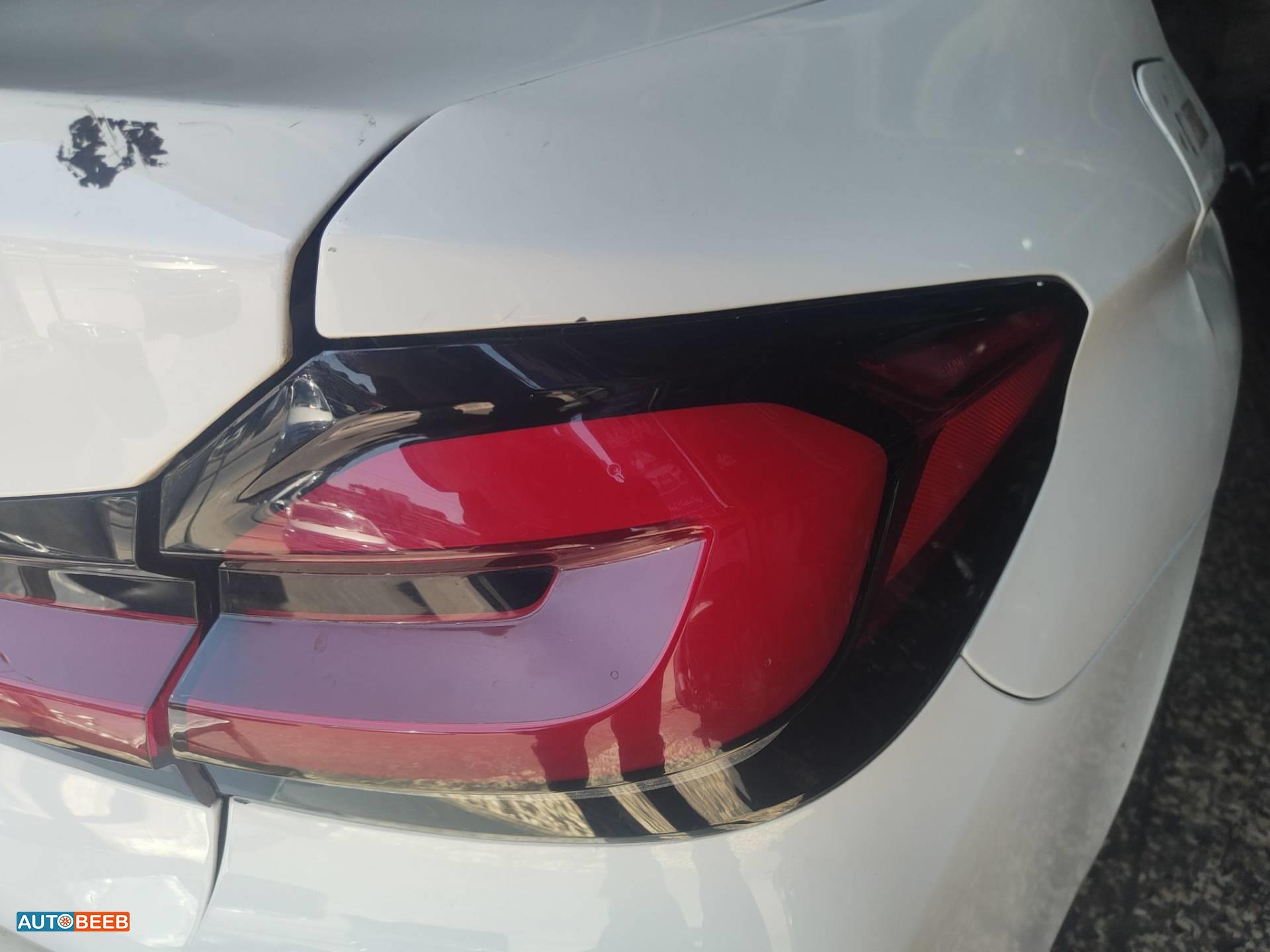 ضوء خلفي يمين بي ام دبليو g30 2018 2019