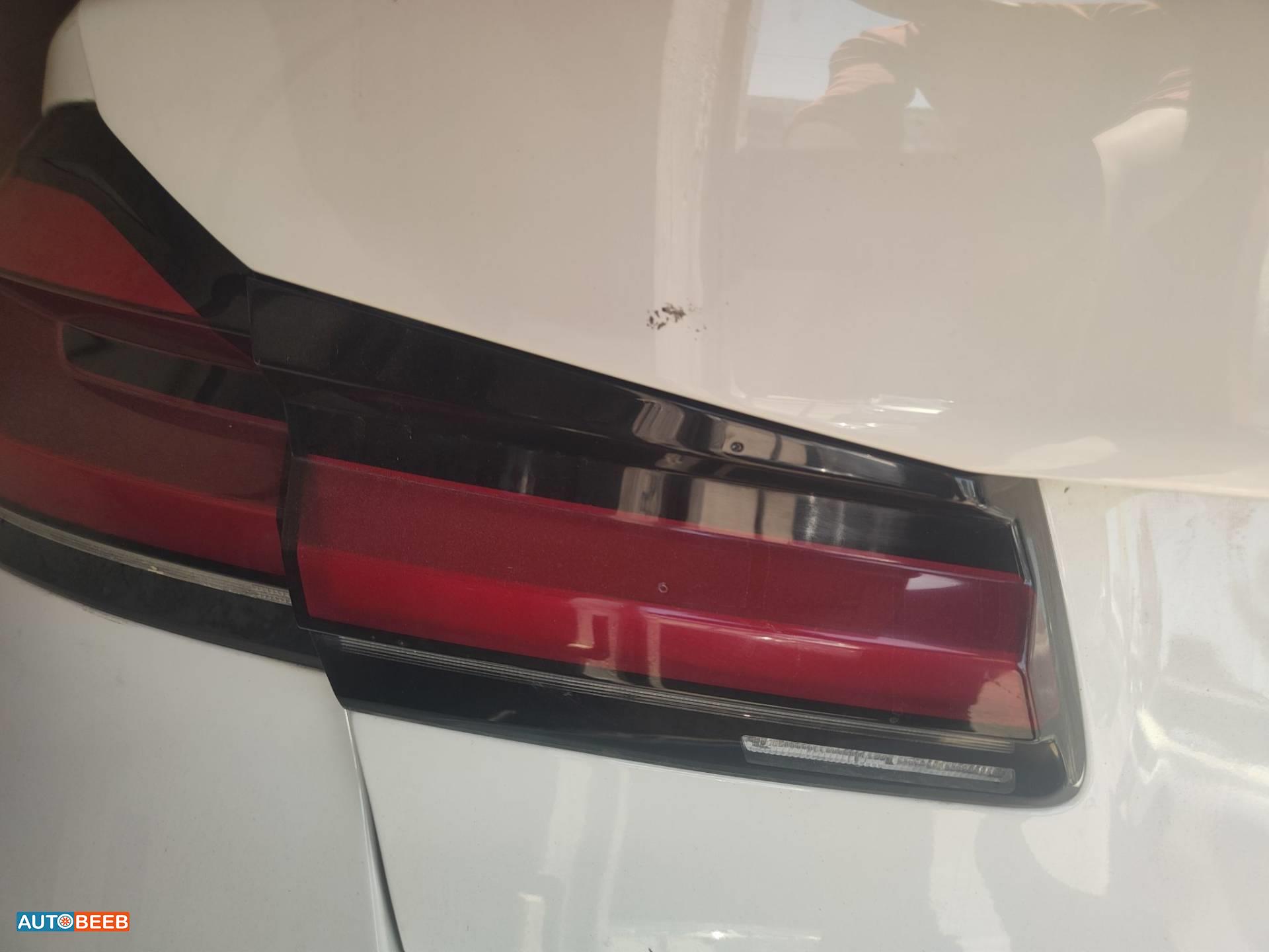 عاكسة غطاء خلفي شمال بي ام دبليو g30 2018 2019