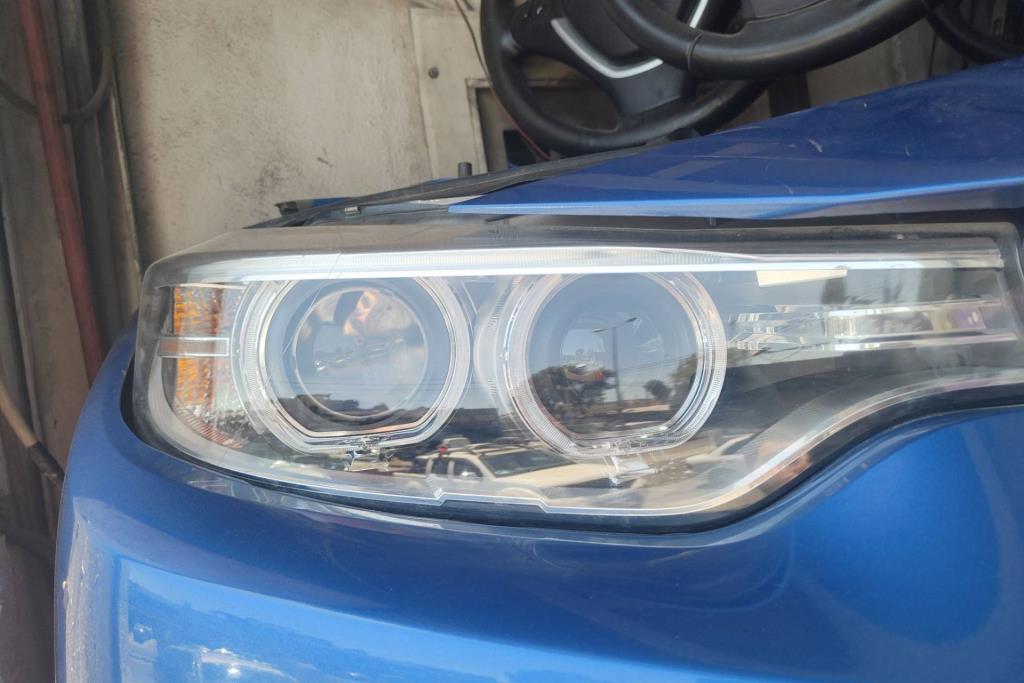 ضوء امامي يمين بي ام دبليو f32 2017 2018