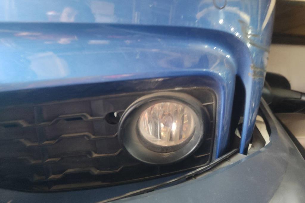 كشاف امامي شمال بي ام دبليو f32 2017 2018