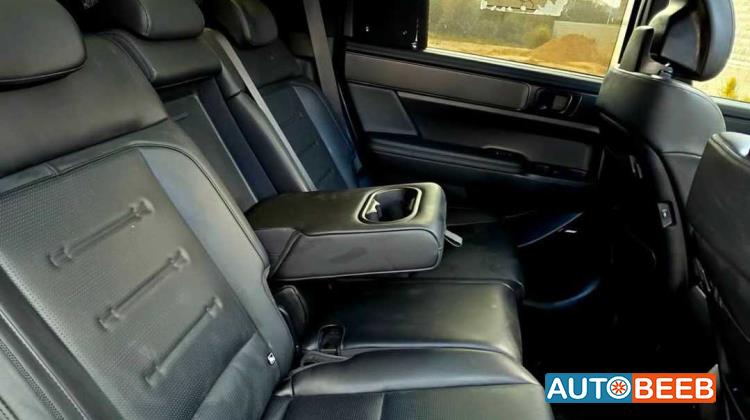 Hyundai Santa Fe 2025