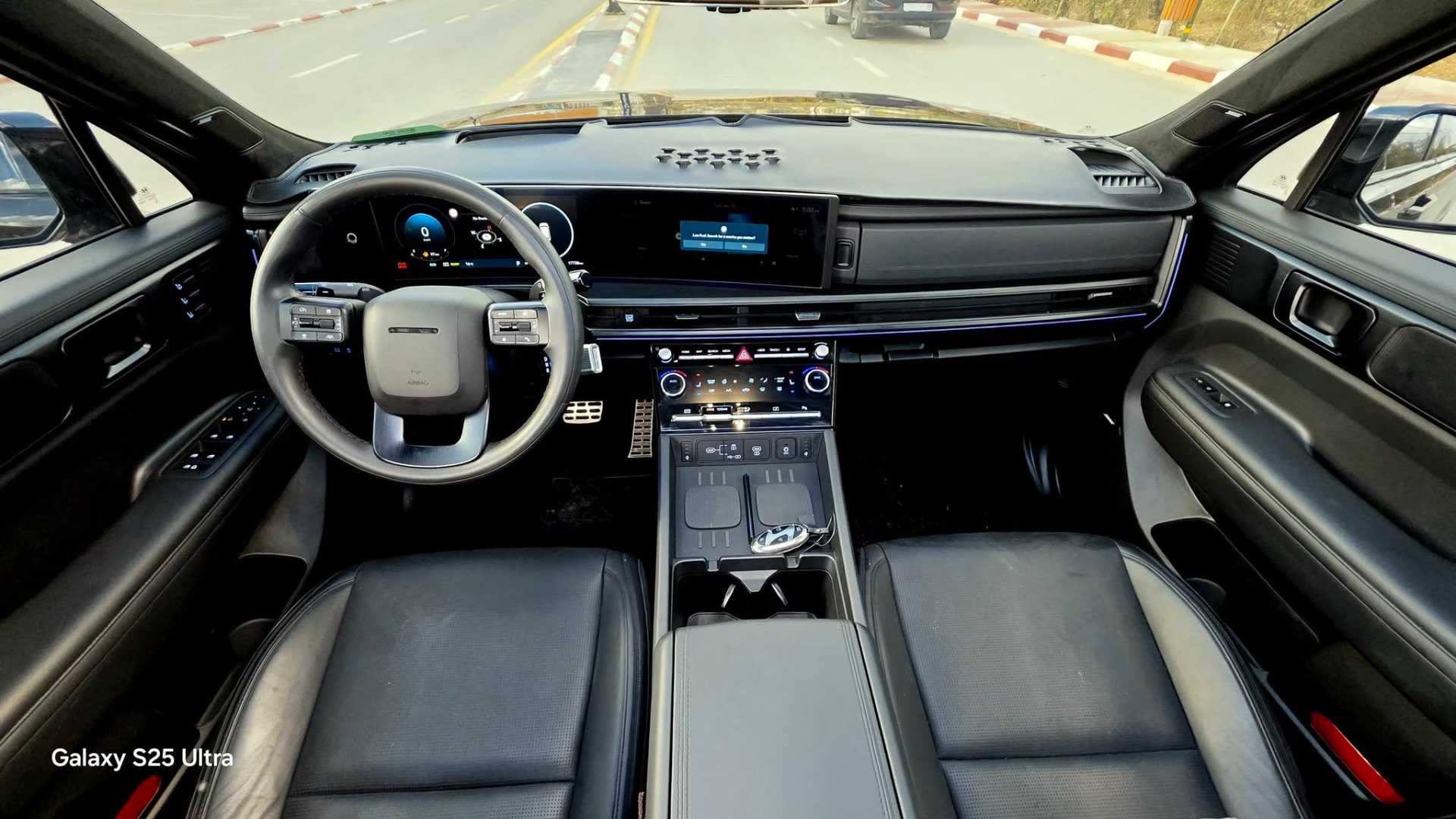 Hyundai Santa Fe 2025