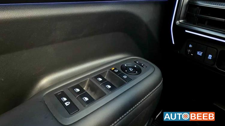 Hyundai Santa Fe 2025