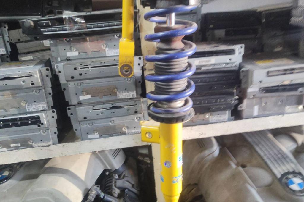 صنوبرص أمامي معدل بي ام دبليو f10 2014 2015