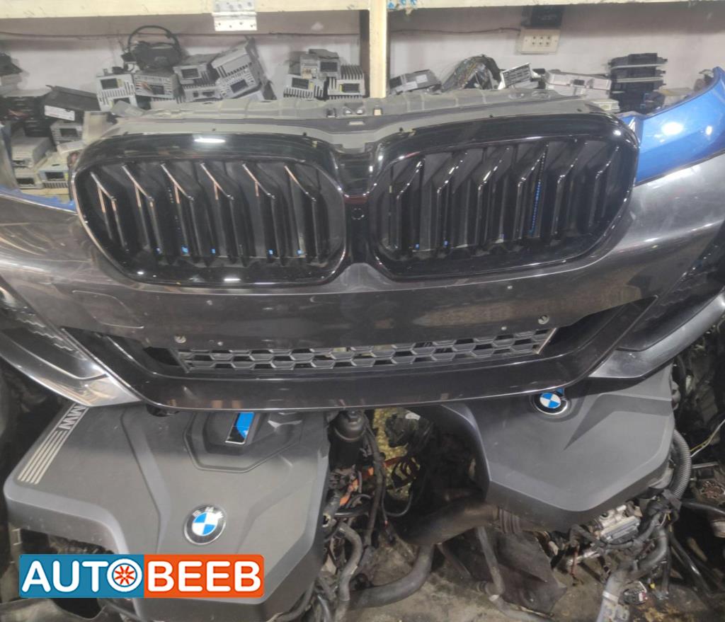 طمبون امامي بي ام دبليو 530 2022 2023