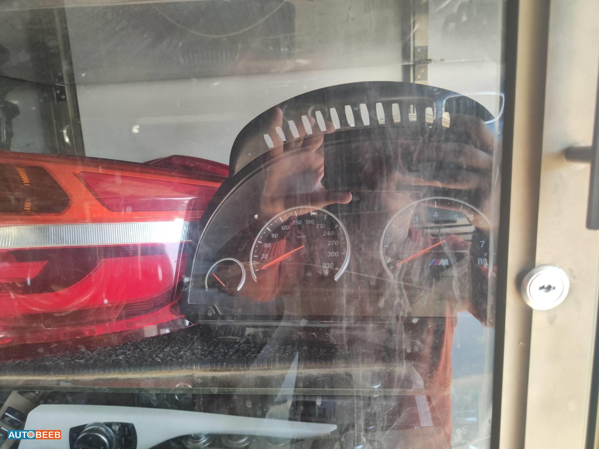 تابلوه ساعات بي ام دبليو f10 2014 2015