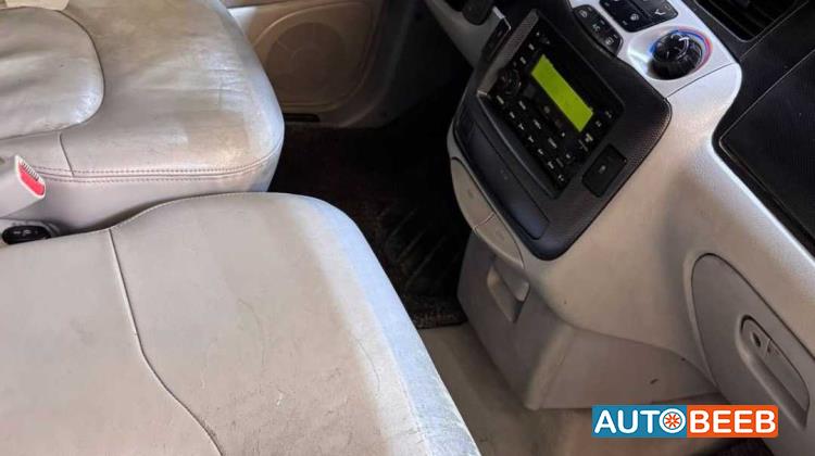 هيونداي تراجيت 2007