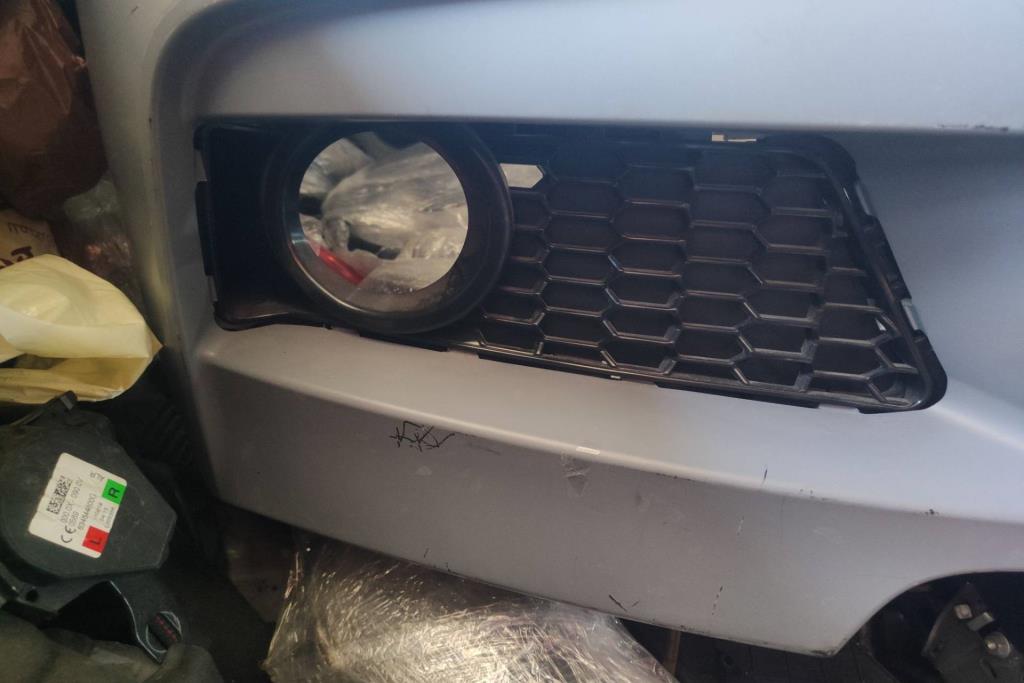 برواز كشاف امامي يمين بي ام دبليو f30 2017 2018