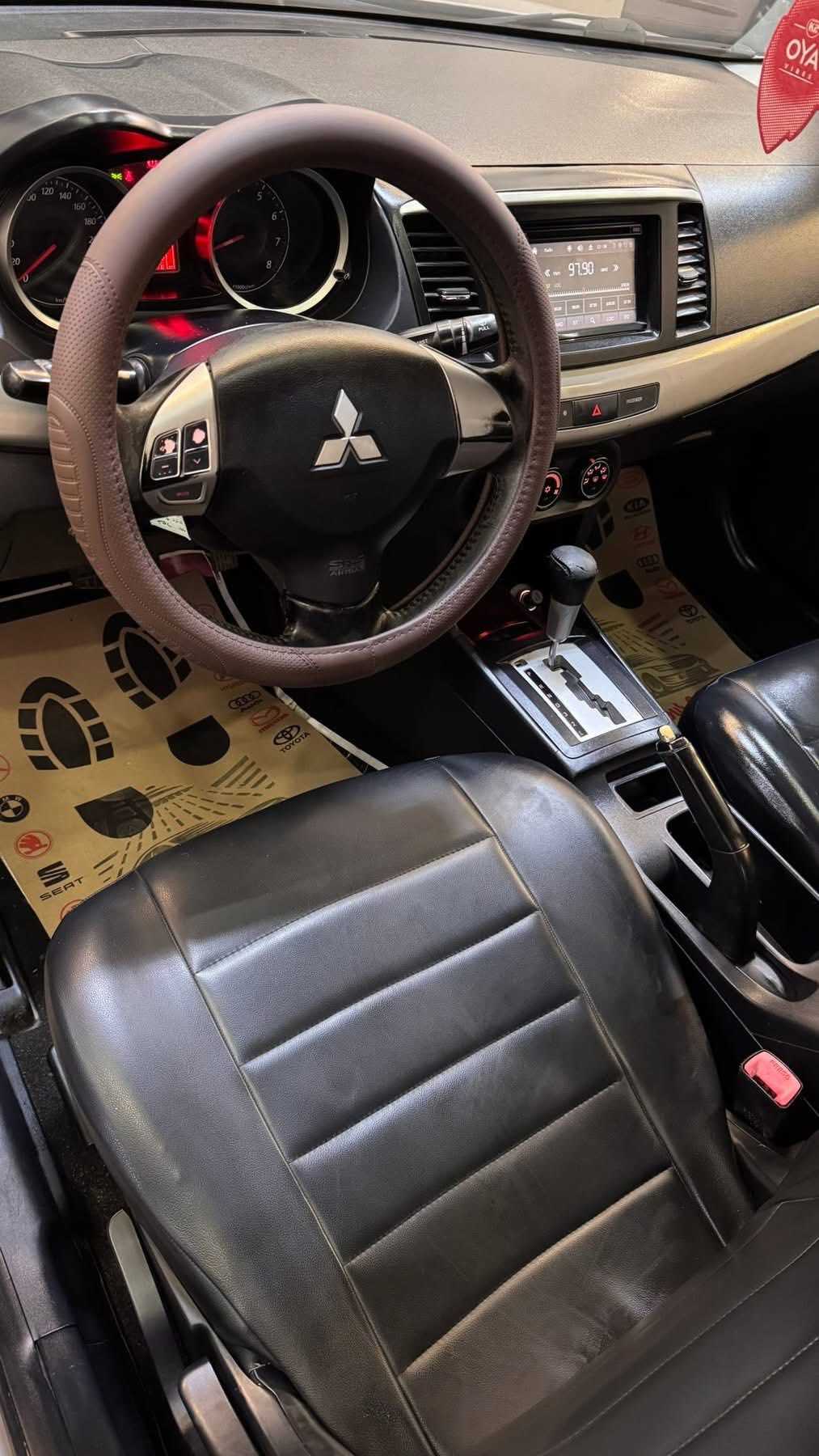 ميتسوبيشي لانسر 2011