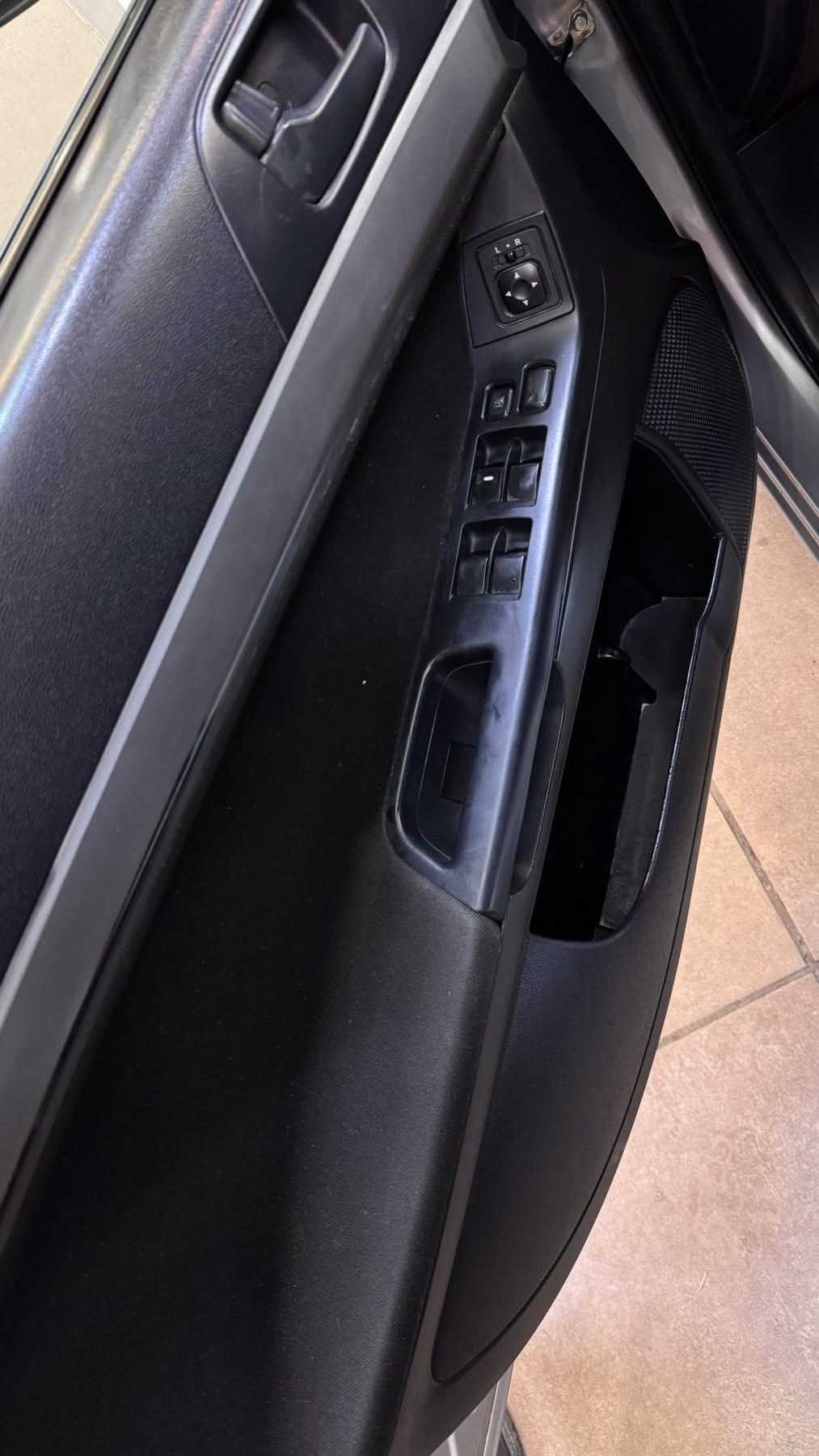 ميتسوبيشي لانسر 2011