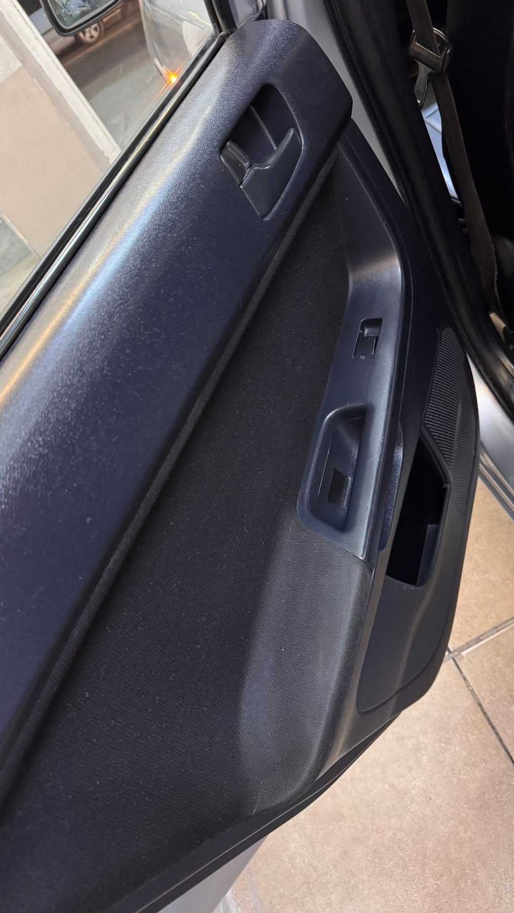 ميتسوبيشي لانسر 2011