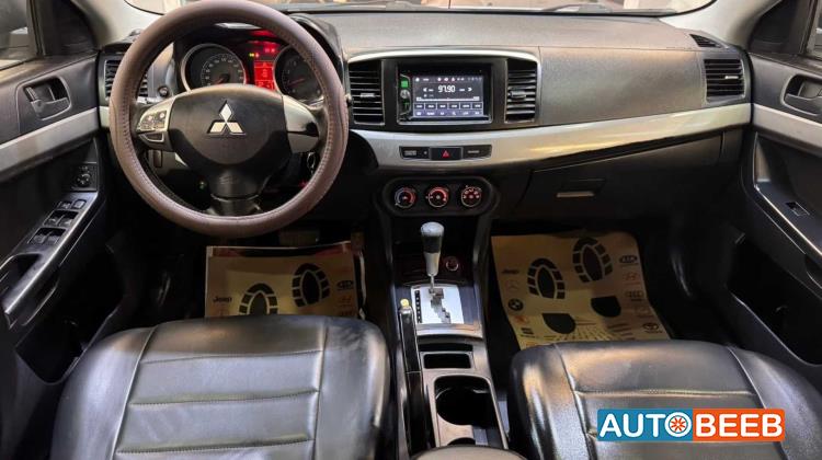 ميتسوبيشي لانسر 2011