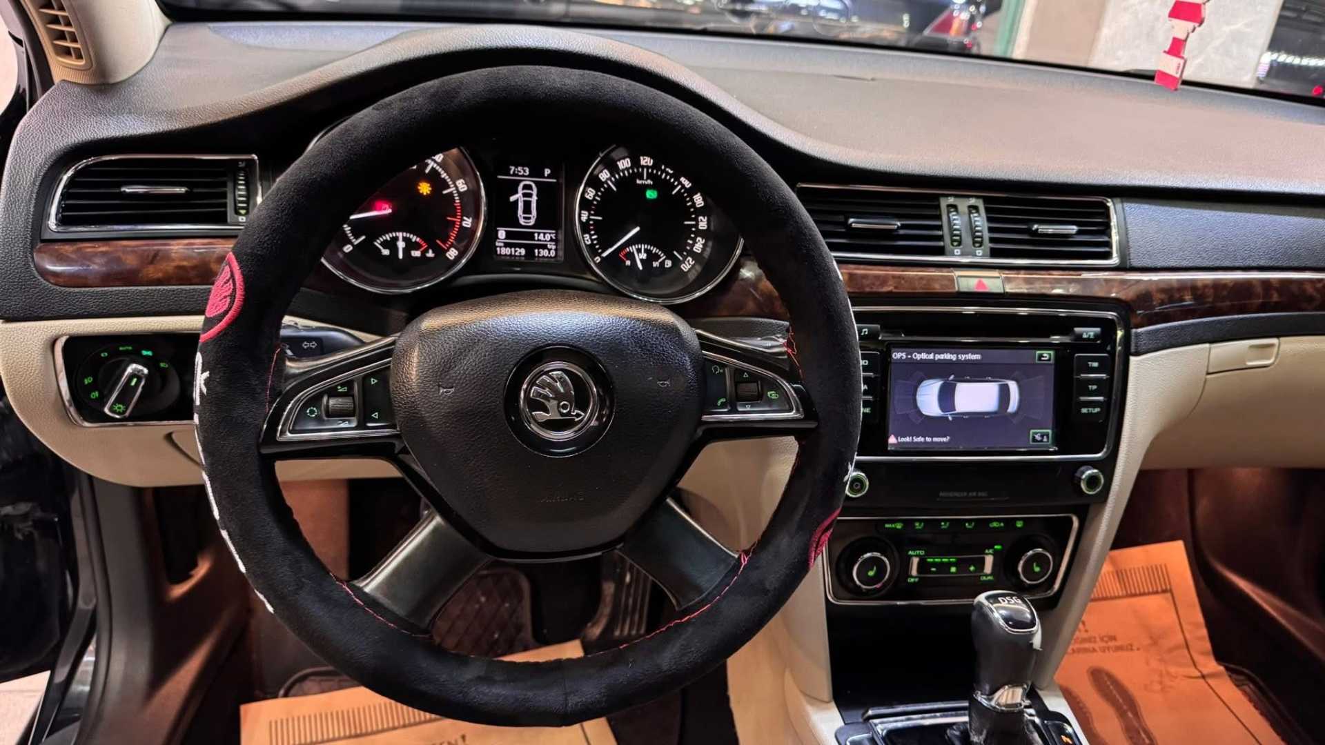 سكودا سوبرب 2015