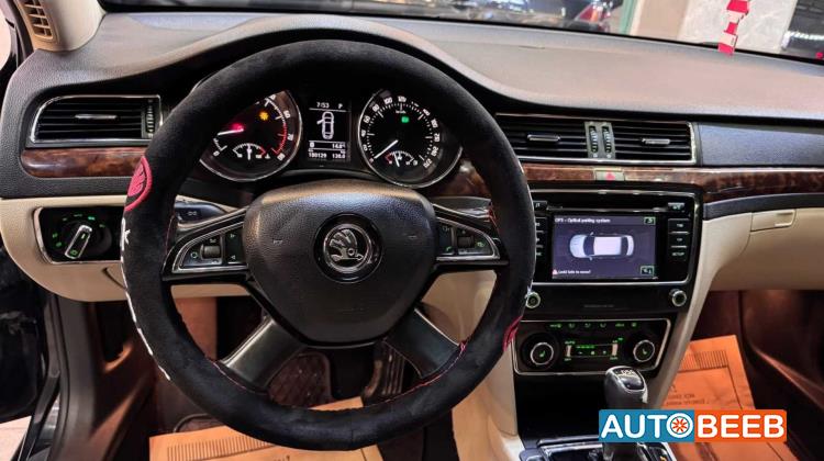 سكودا سوبرب 2015