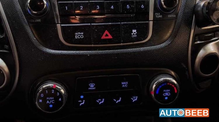 هيونداي توسان 2012