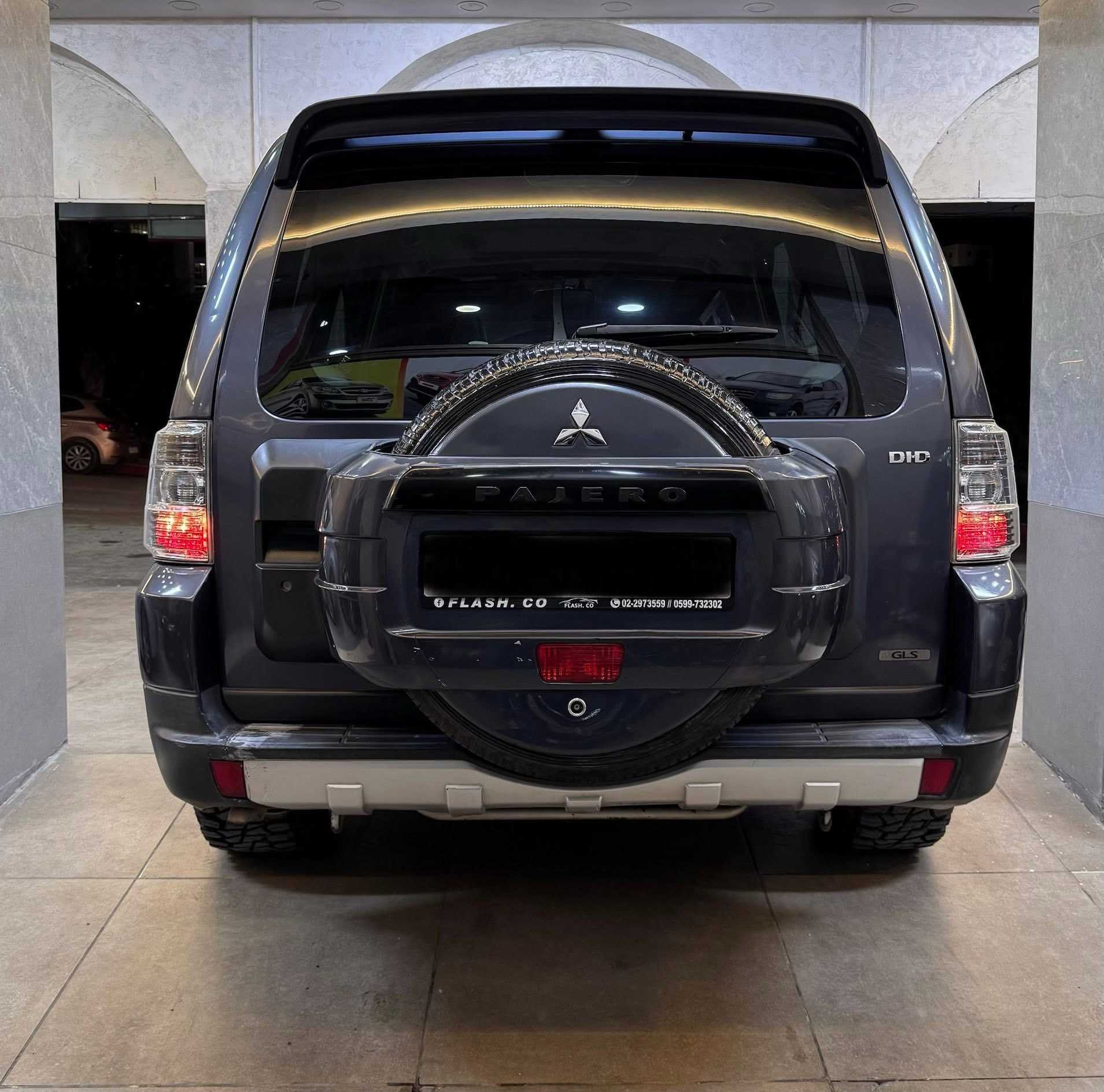 ميتسوبيشي باجيرو 2009