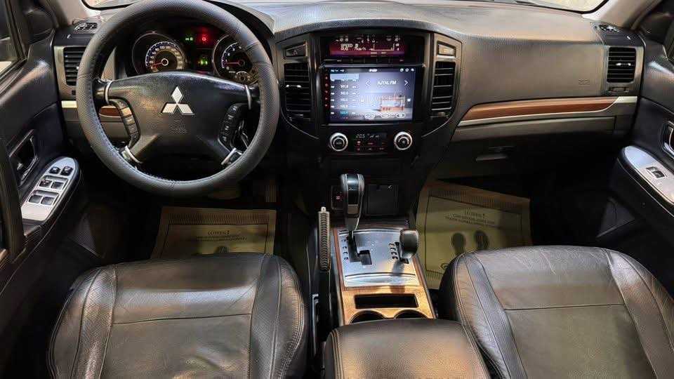 ميتسوبيشي باجيرو 2009