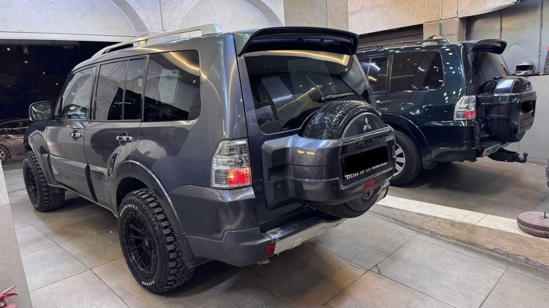 ميتسوبيشي باجيرو 2009