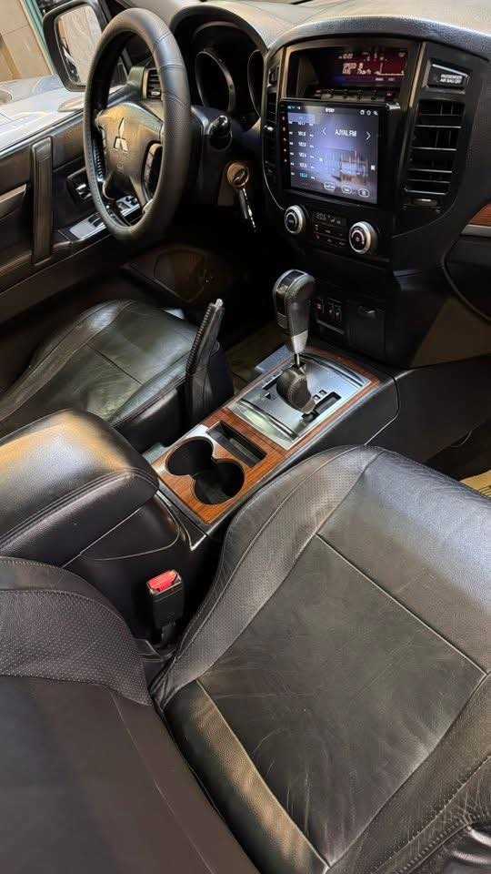 ميتسوبيشي باجيرو 2009