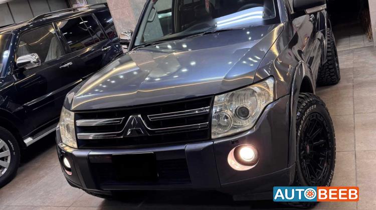 ميتسوبيشي باجيرو 2009