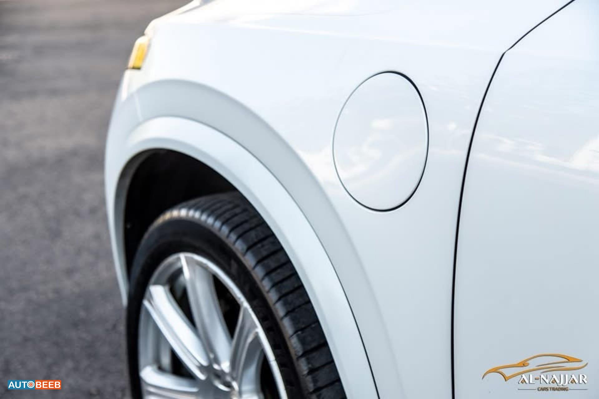 فولفو XC90 2016