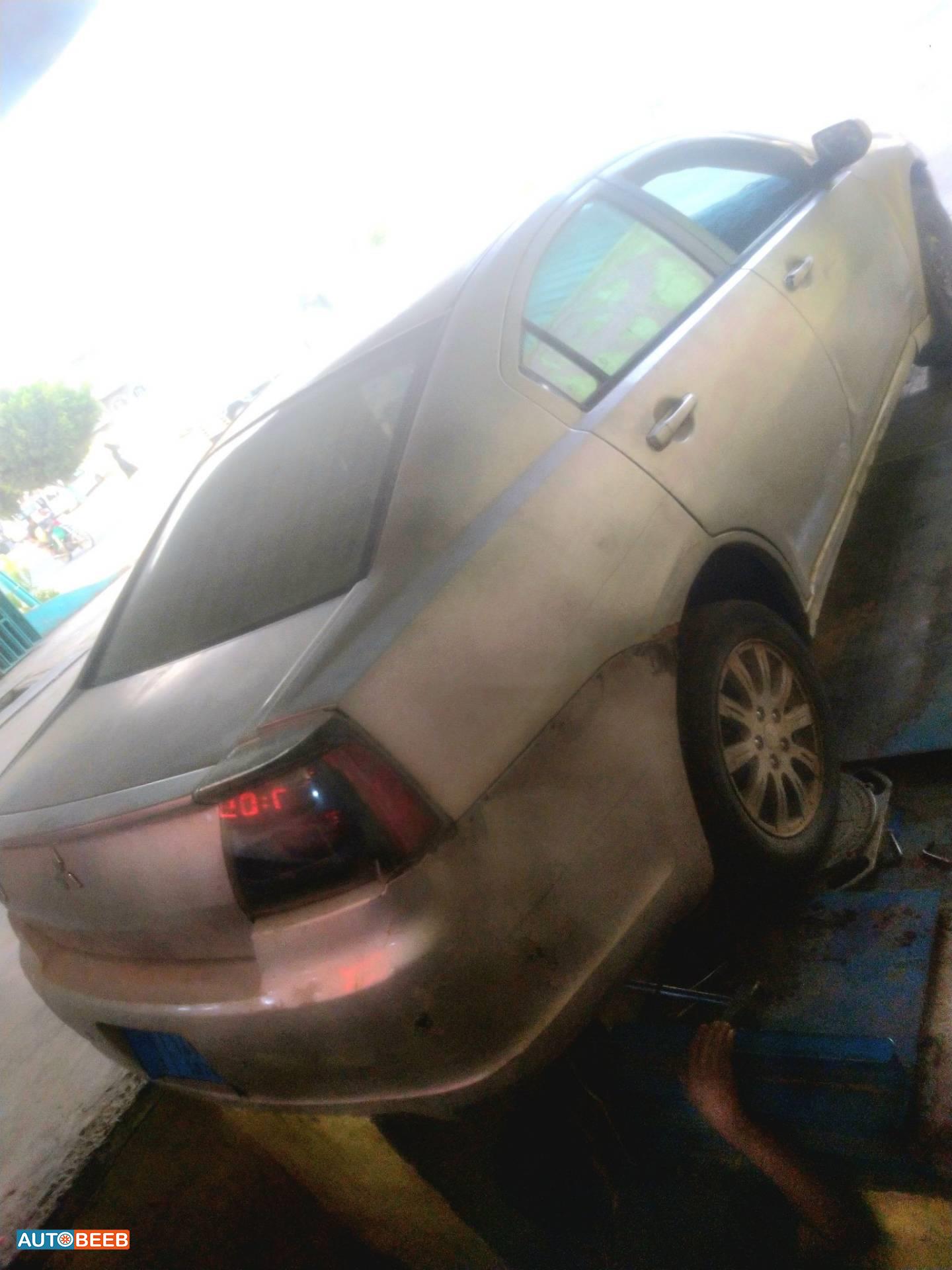 Mitsubishi Galant 2008