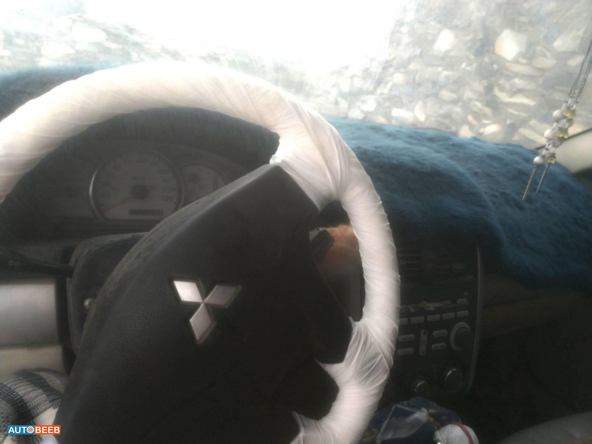 Mitsubishi Galant 2008