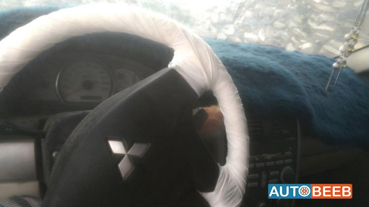 Mitsubishi Galant 2008