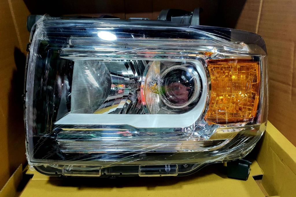 Lights Front light GMC Canyon
