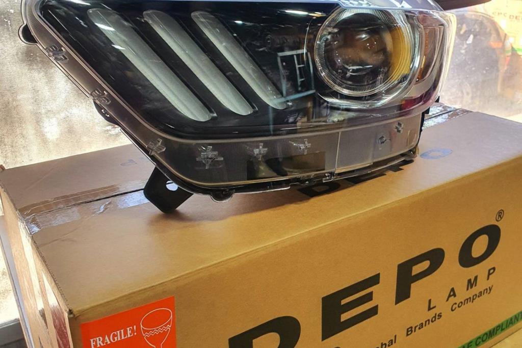 Lights Front light Ford Mustang