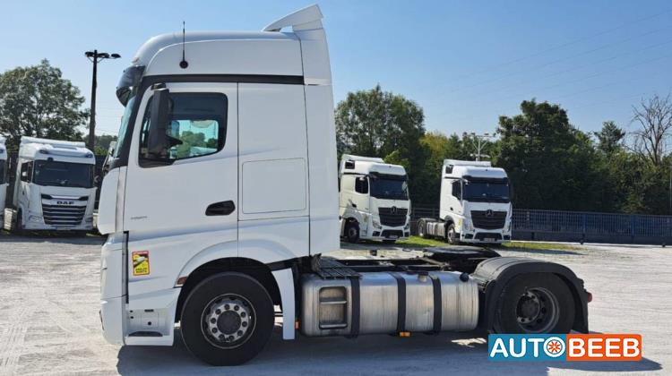 راس تريلا مرسيدس بنز 2021