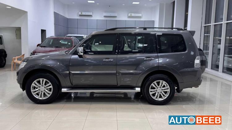 ميتسوبيشي باجيرو 2016