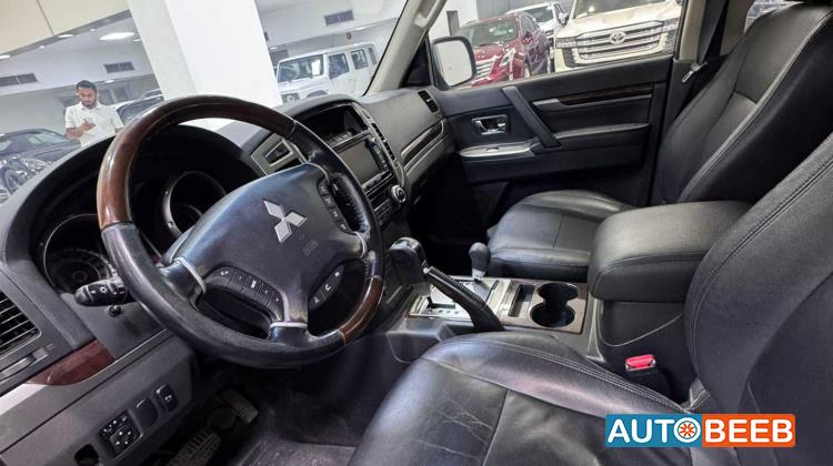 ميتسوبيشي باجيرو 2016