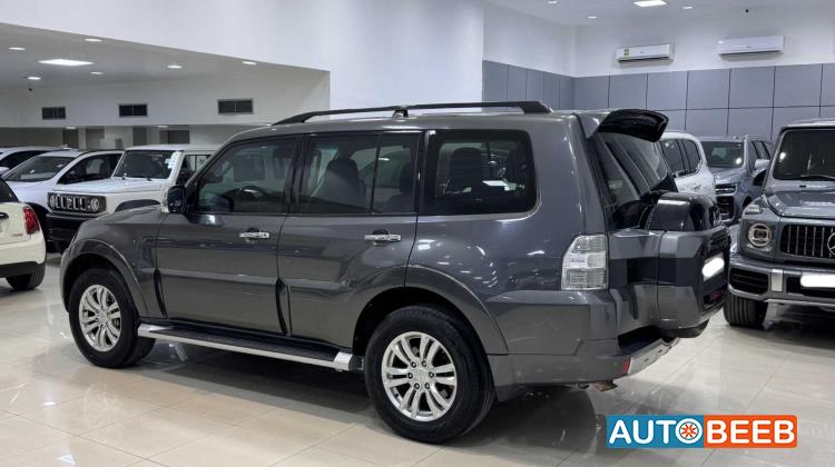 ميتسوبيشي باجيرو 2016