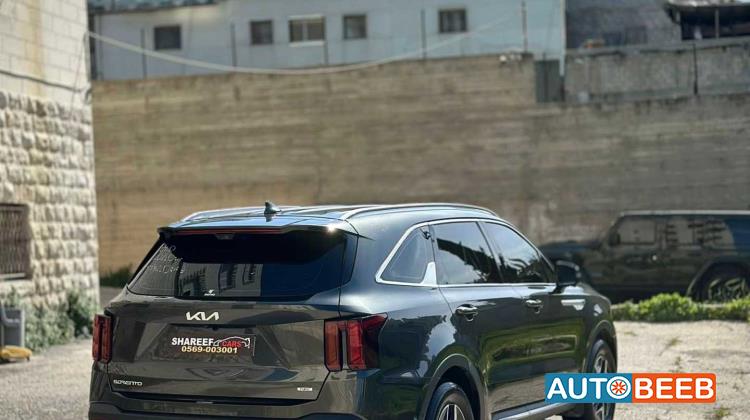 كيا سورينتو 2024