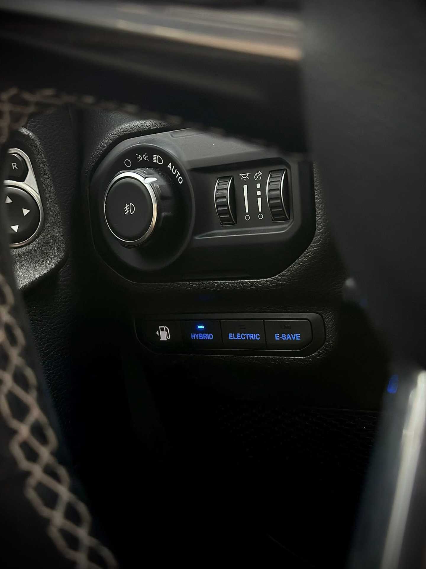 جيب رانجلر 2023