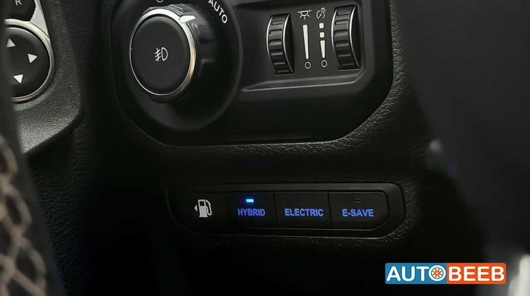 جيب رانجلر 2023