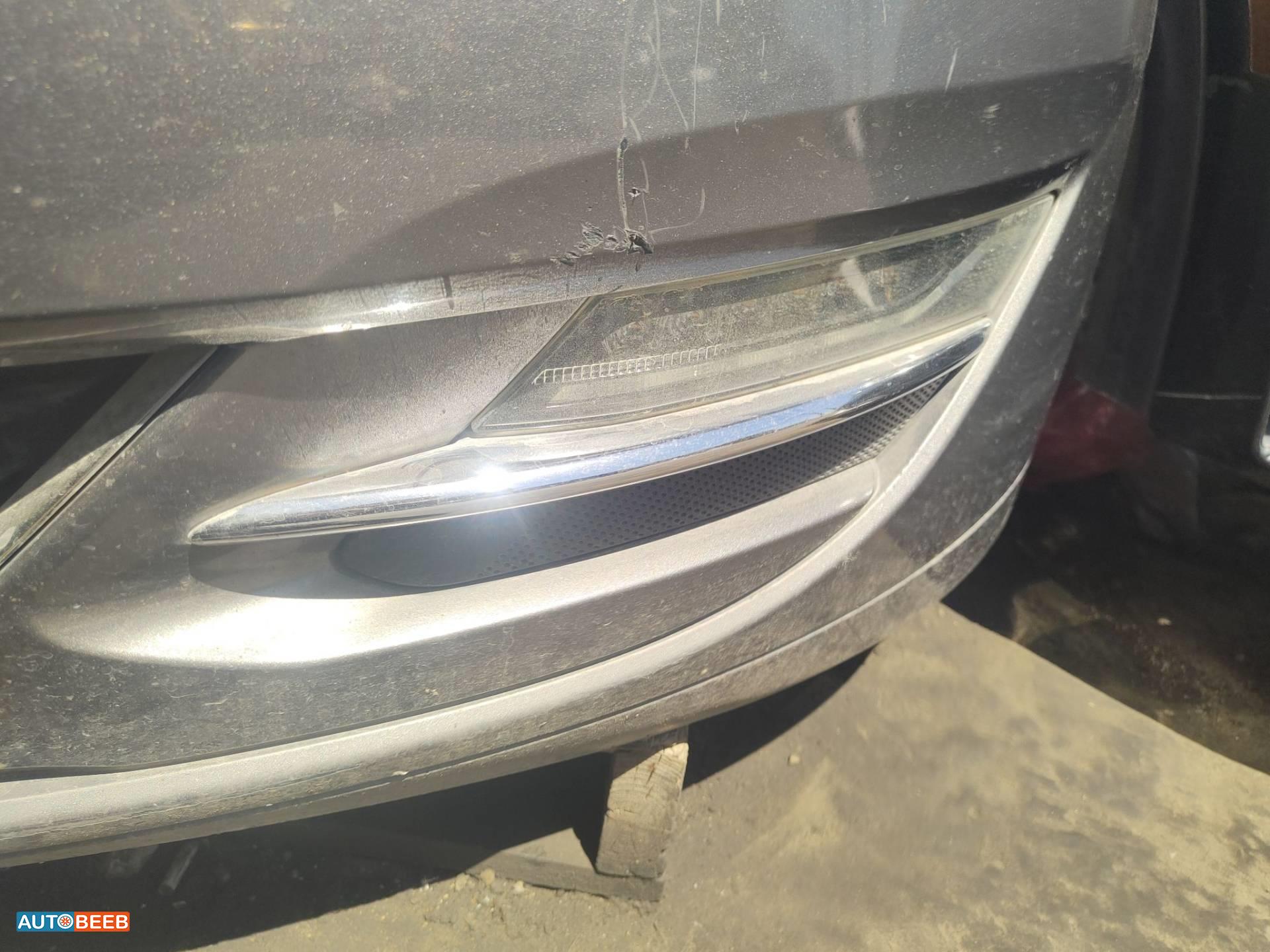 Lights Spotlight Lincoln MKZ