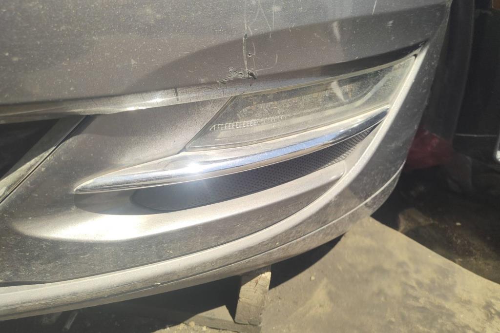 Lights Spotlight Lincoln MKZ