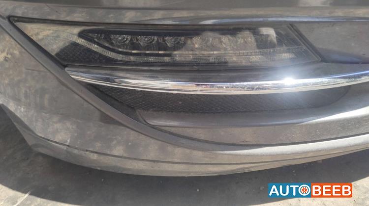 Lights Spotlight Lincoln MKZ