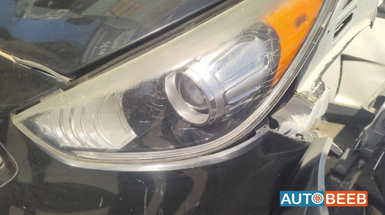 ضوء امامي شمال كيا نيرو هايبرد 2017 2018