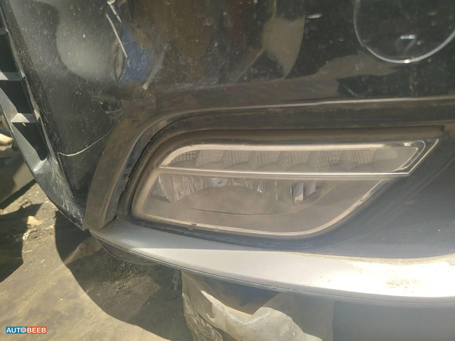 كشاف امامي يمين كيا نيرو هايبرد 2017 2018