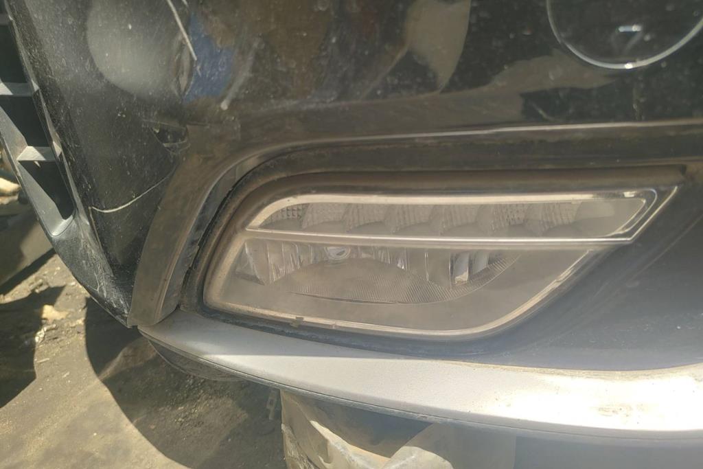 كشاف امامي يمين كيا نيرو هايبرد 2017 2018